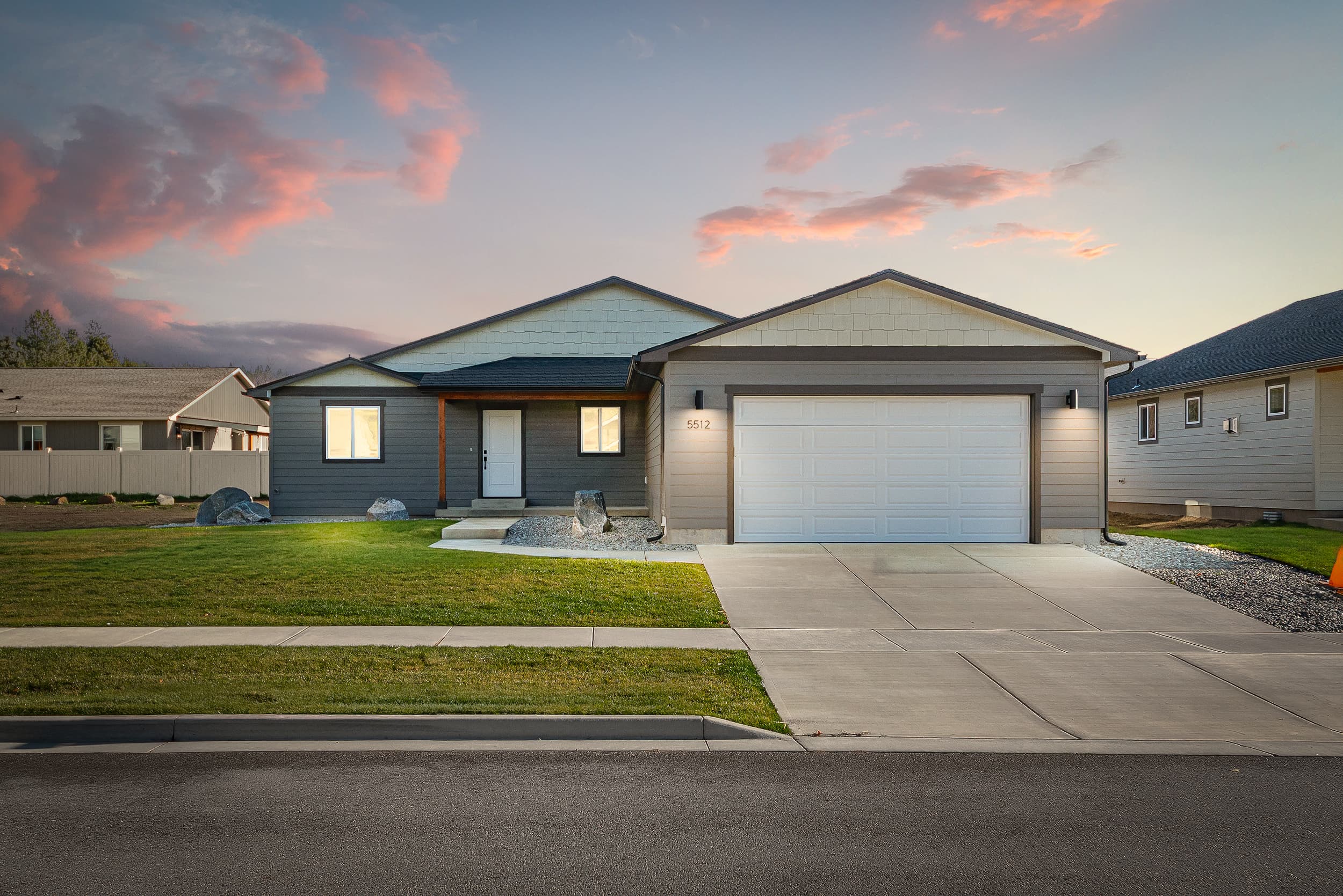 5512 The Riverhouse